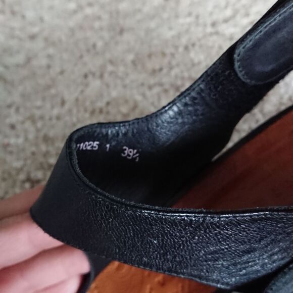 CHIE MIHARA Black Leather Ankle Strap Open Toe Sandals size 39.5 - Picture 7 of 12